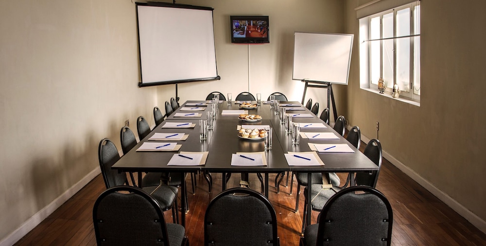 Casa Fusion Hotel Boutique 36/49