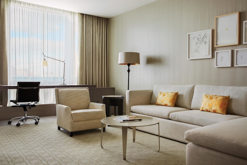 Four Seasons Hotel Toronto 33/44