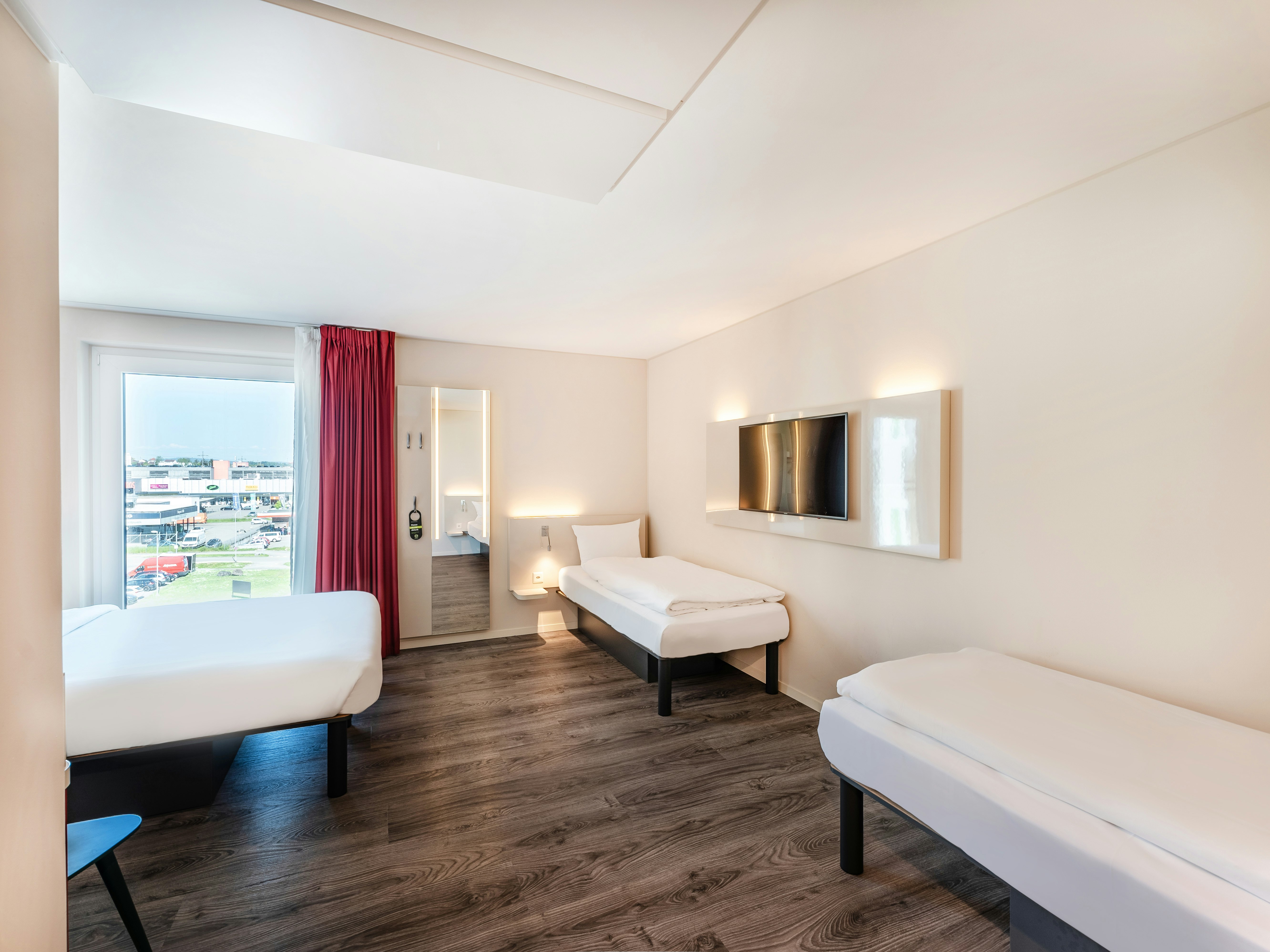 B&B Hotel Zurich Airport 17/38