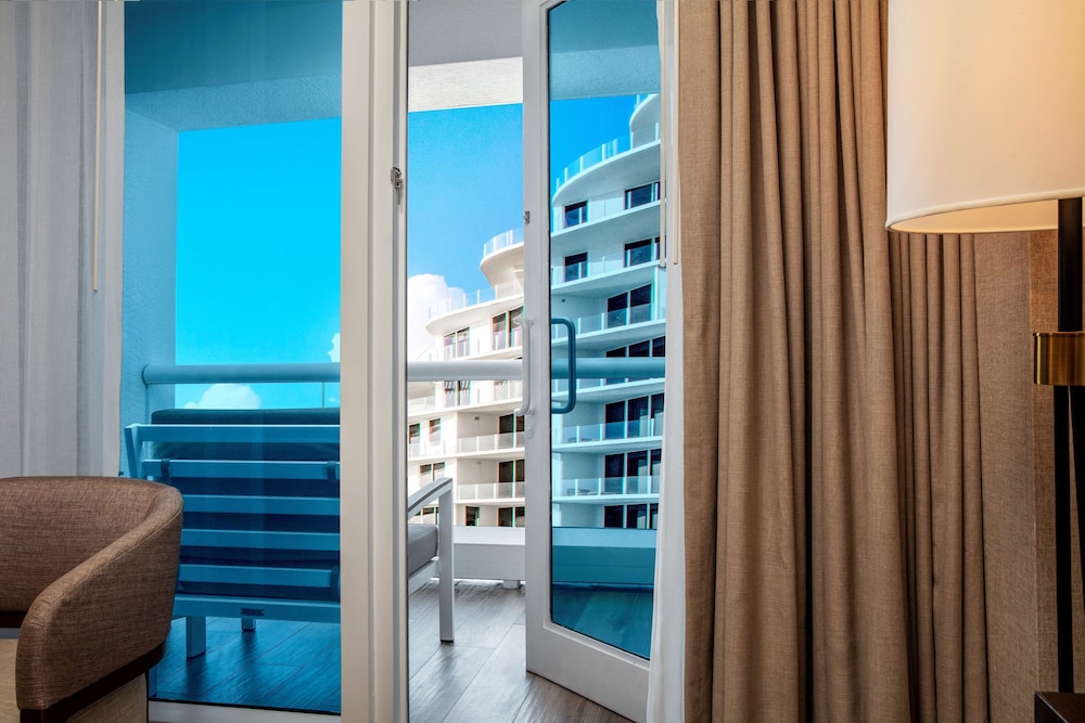 Conrad Fort Lauderdale Beach 45/91
