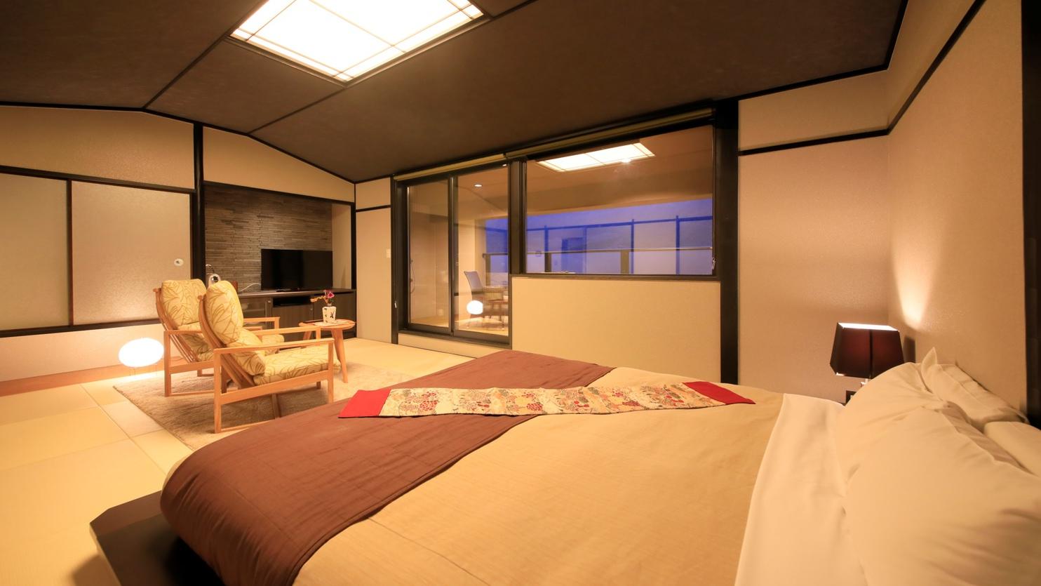 Semi Western, Style, Superior, Mountain View, Outdoor Bath, Main Building