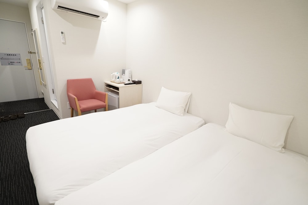 Cvs Bay Hotel 25/50