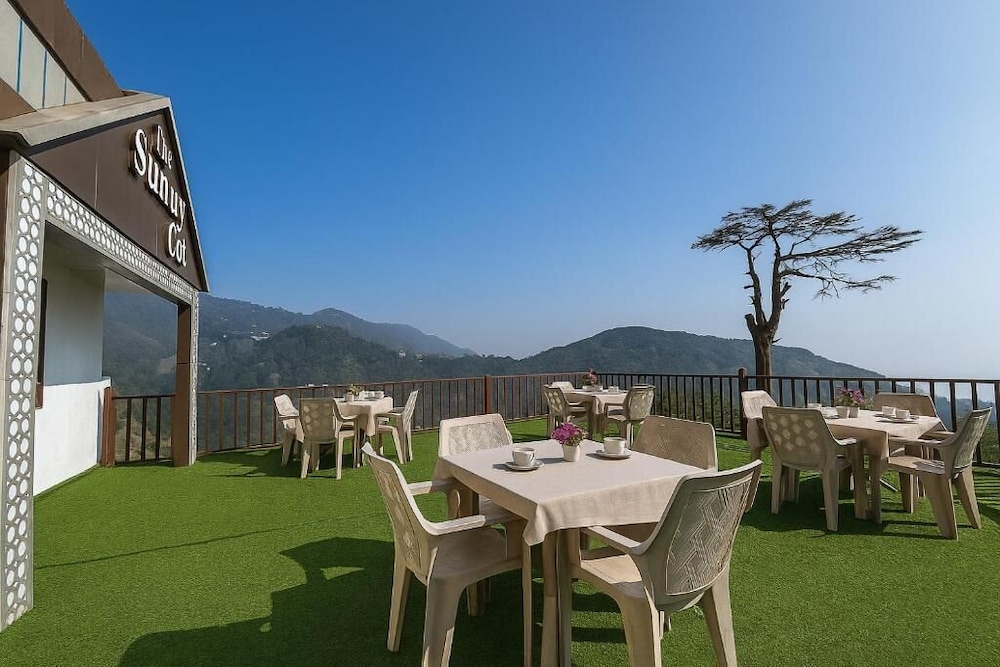 HOTEL SUNNY COT 39/55