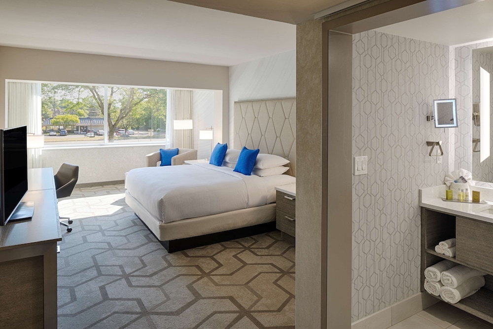 The Kingsley Bloomfield Hills - a DoubleTree by Hilton 13/62