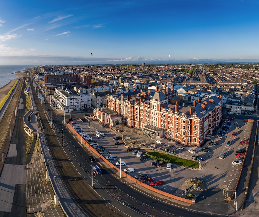 The Imperial Hotel Blackpool 66/71