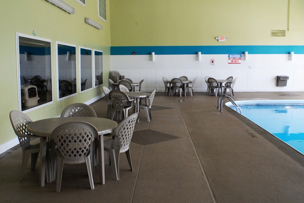 Northfield Inn Suites Conference Center 35/63