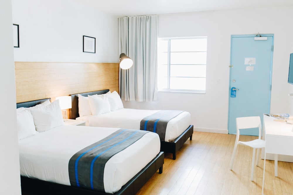 Aqua Hotel & Suites, Miami Beach 17/51