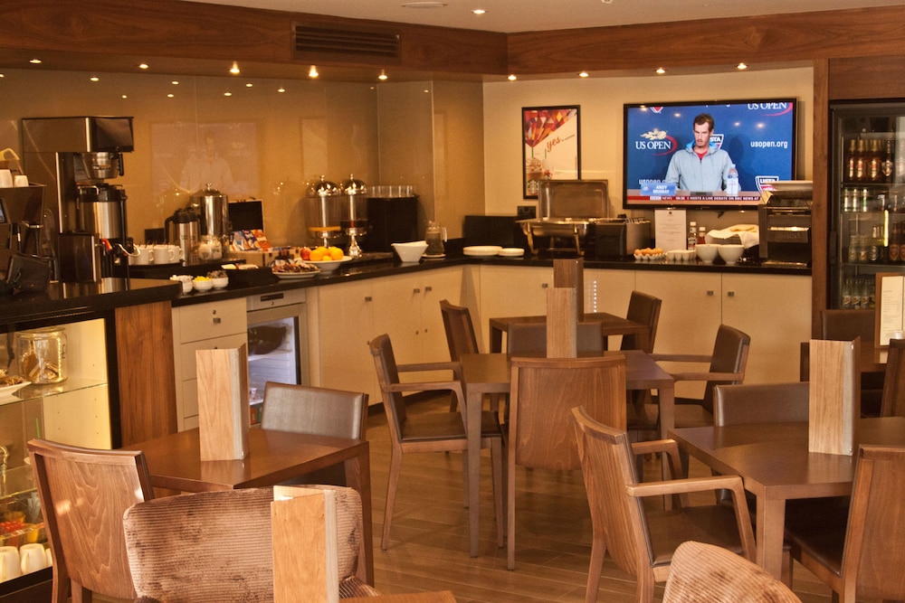 Best Western Pontypool Metro Hotel 17/23