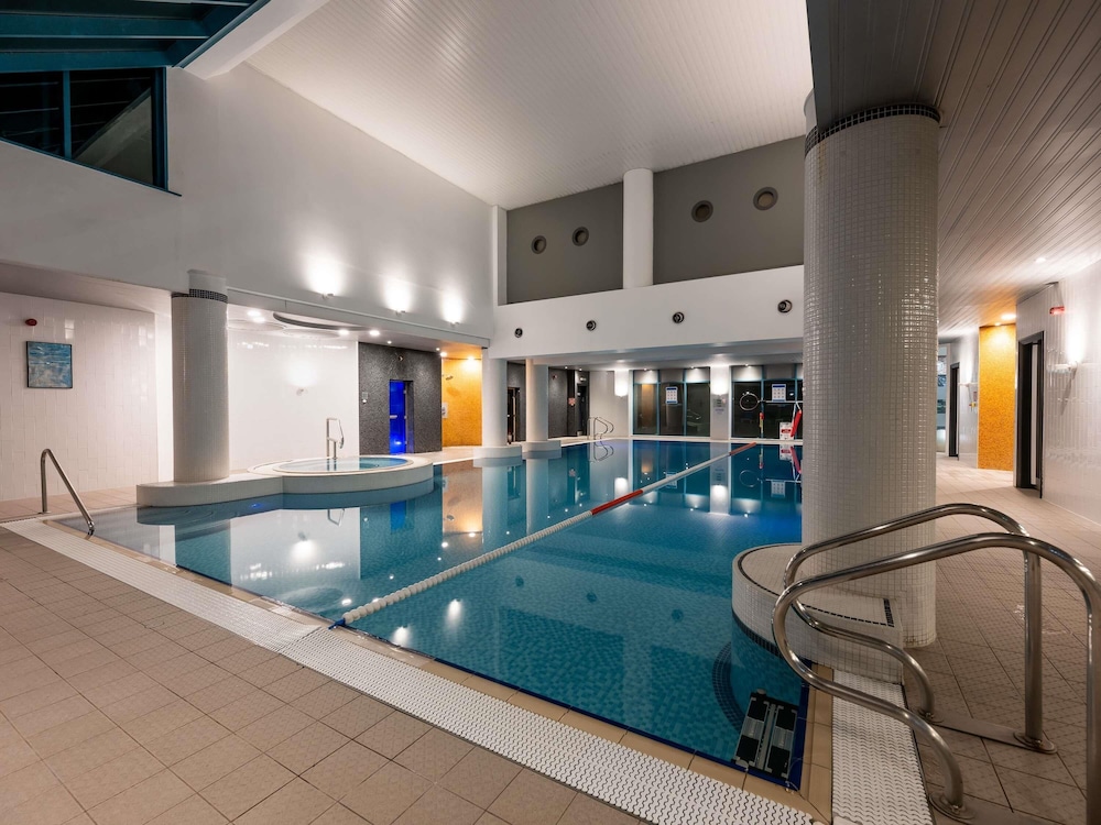 NOVOTEL CARDIFF CENTRE 39/75