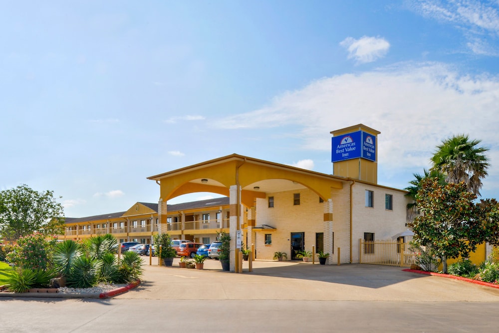 Americas Best Value Inn & Suites Waller Prairie View 1/38