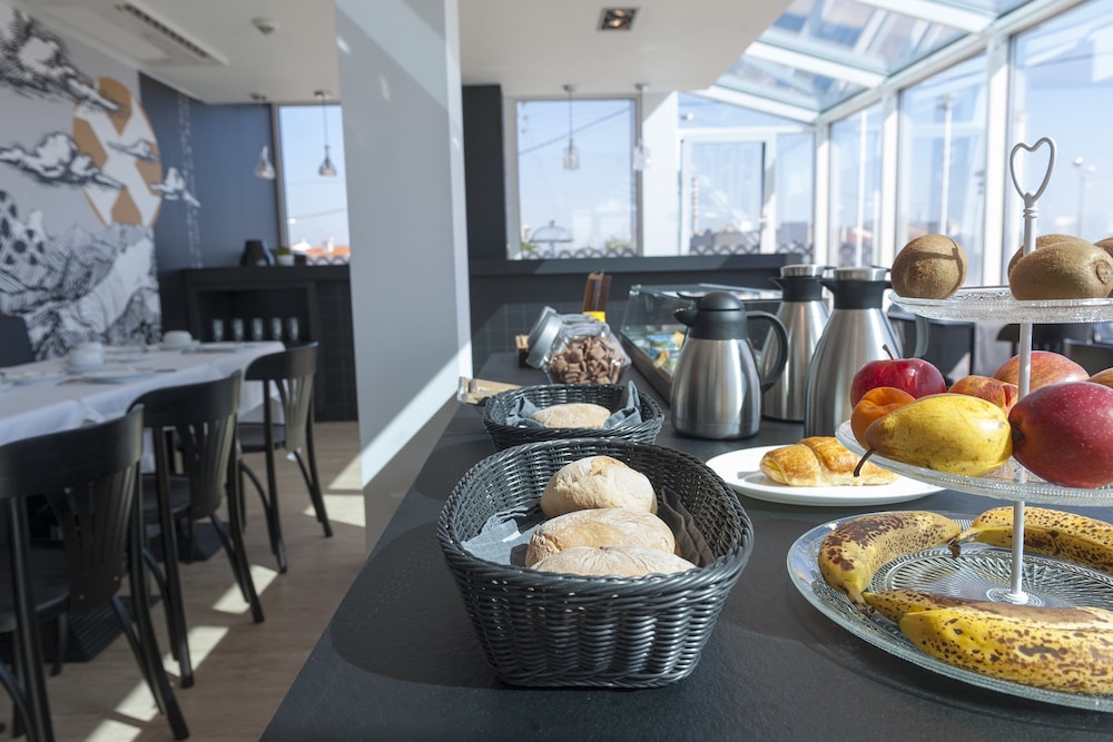Sport Hotel A Seleao 57/69