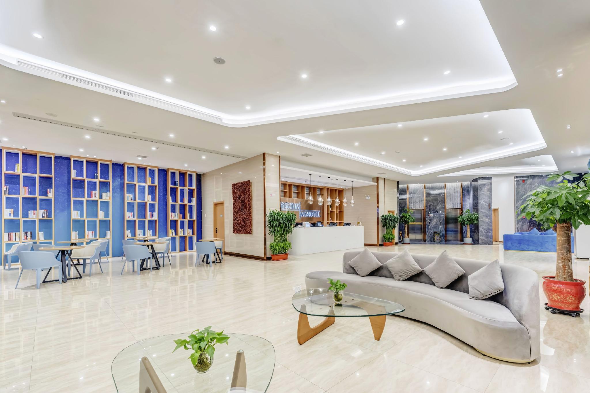 VX Hainan Dongfang City Dongfang Haijun Hotel 52/61