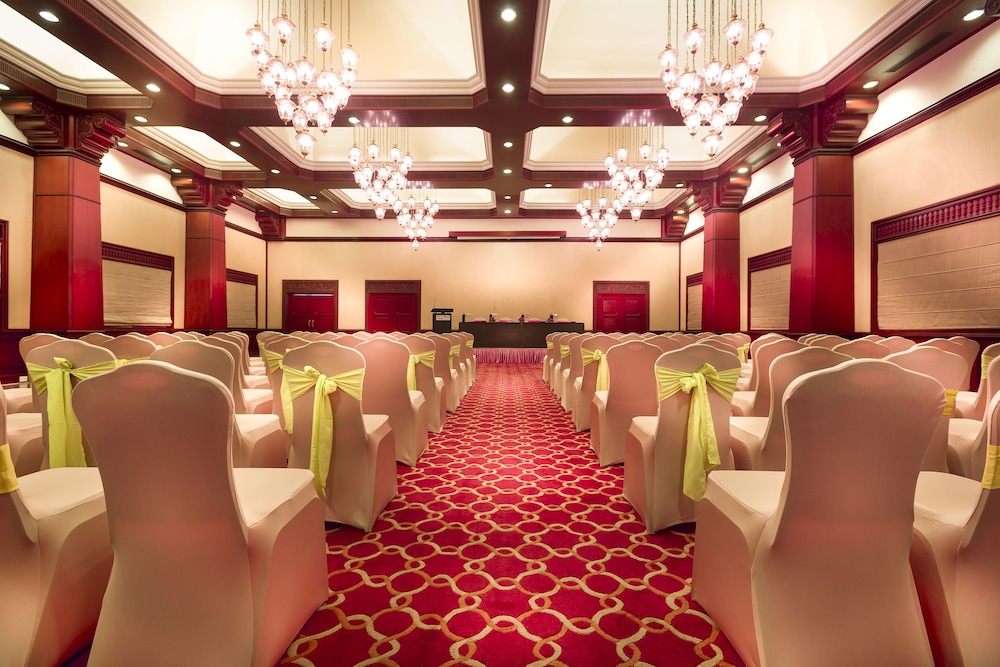 Grand Chennai By Grt Hotels Formerly Grt Grand 44/51