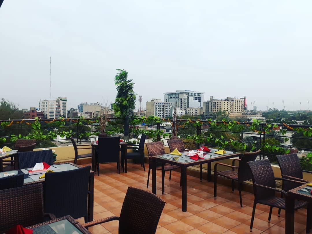 Maisonette Hotels Resorts Lahore 21/28