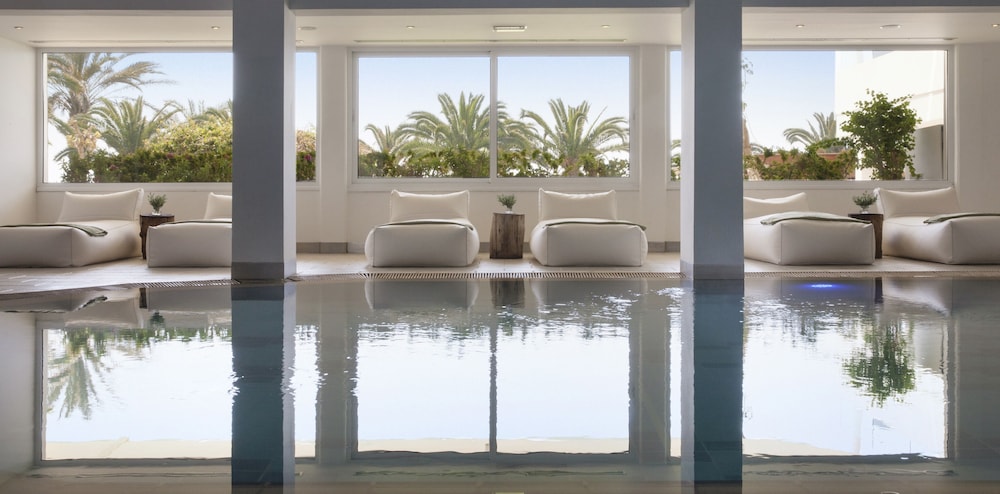 Alion Beach Hotel 5/70