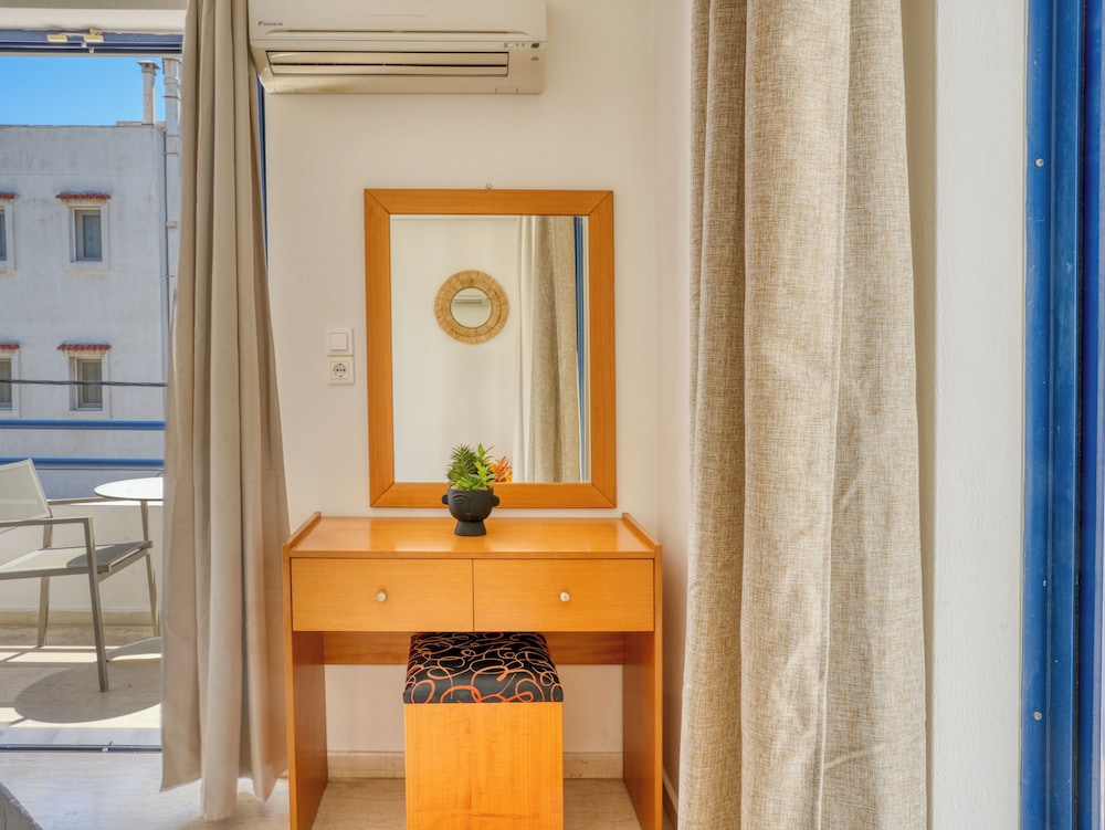 Philippos Studios And Apartments 22/49