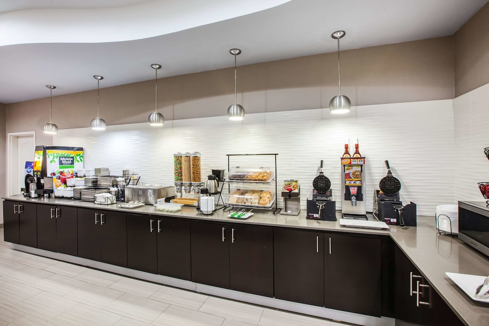 La Quinta Inn & Suites by Wyndham Baton Rouge Denham Springs 29/44