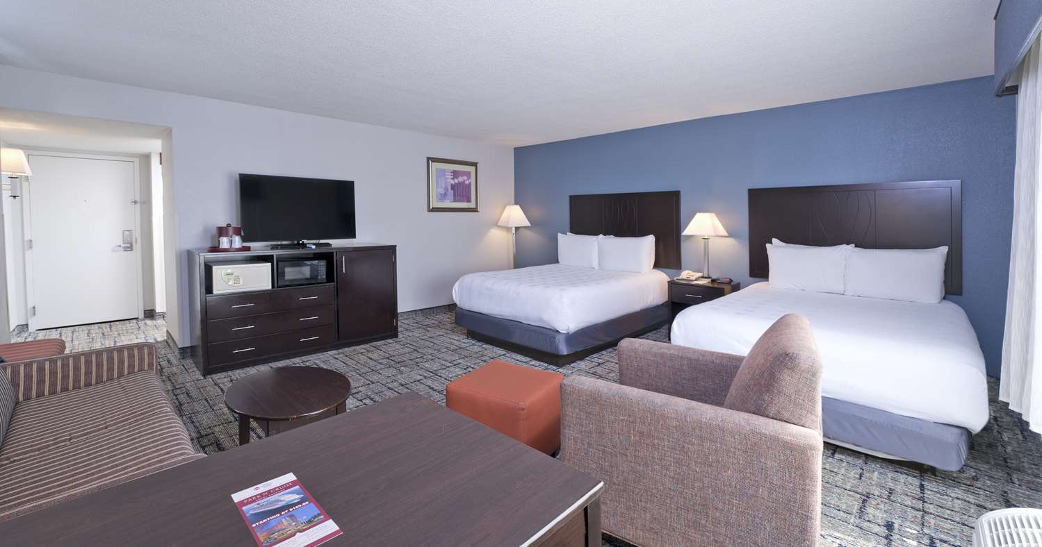 Best Western Plus Hotel & Conference Center 7/46