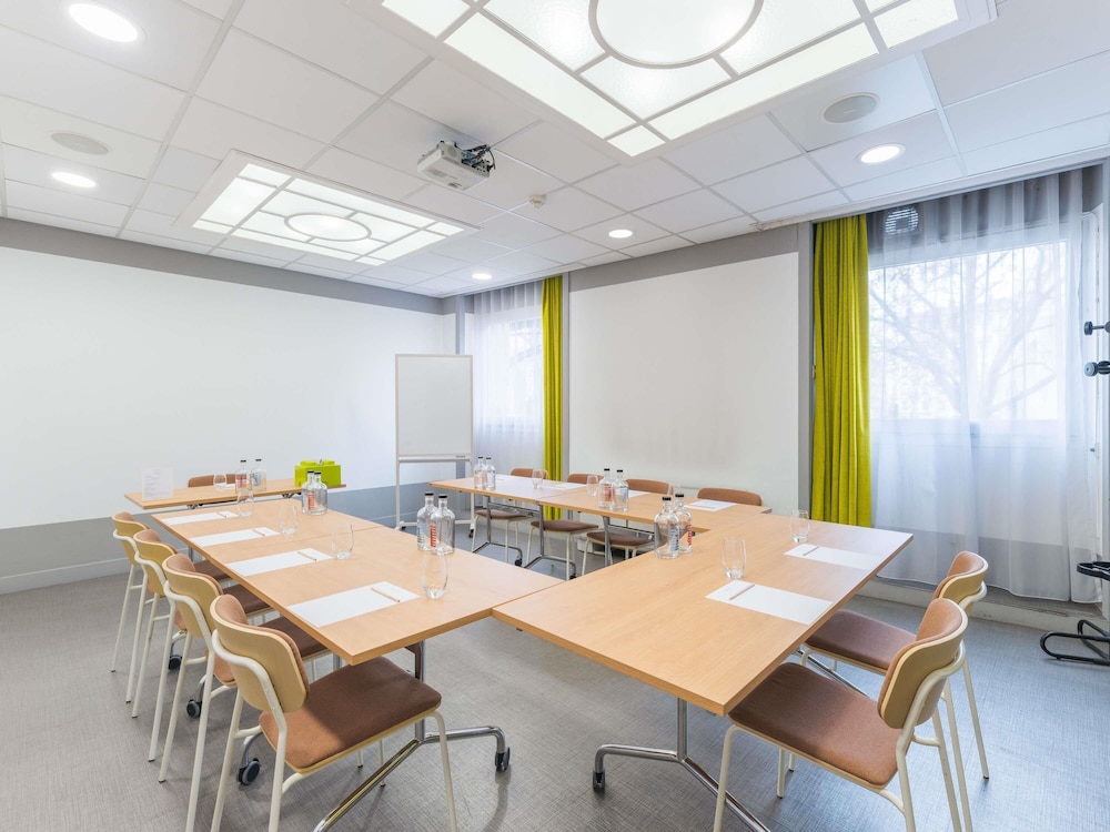 Mercure Lyon Centre Chateau Perrache 35/50