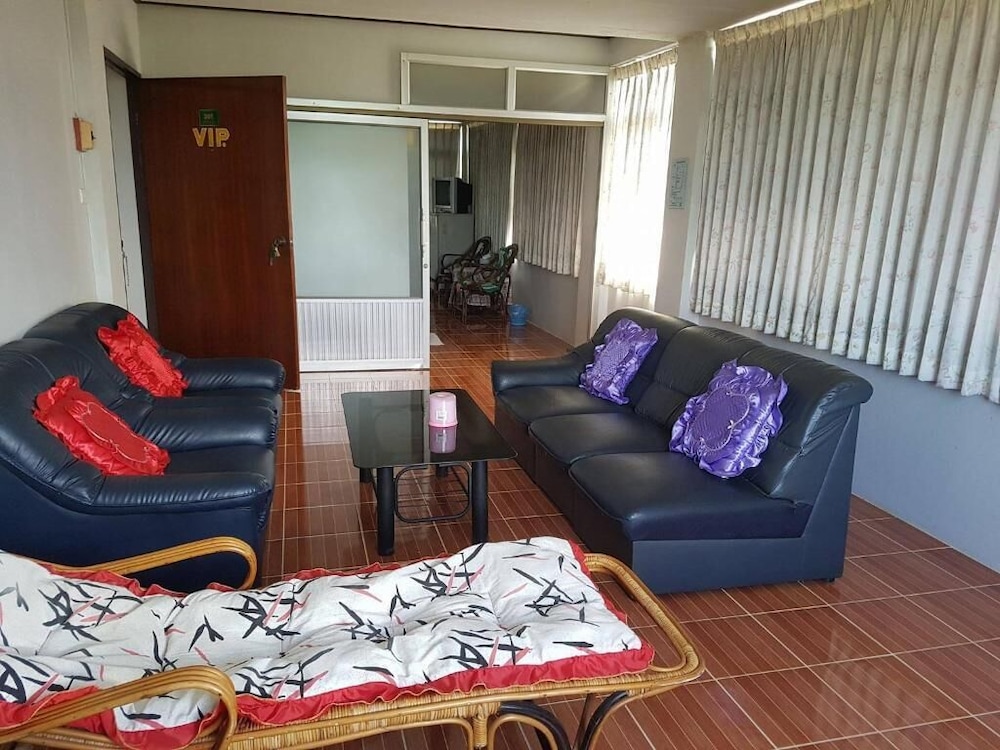Pattha Hotel 19/27