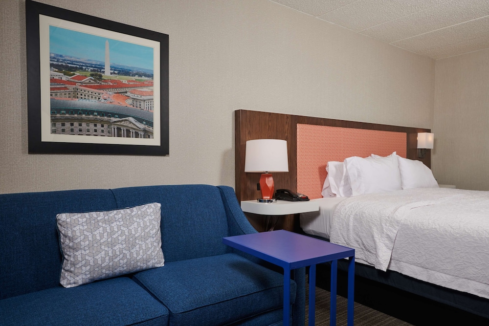 Hampton Inn Fairfax City 7/40