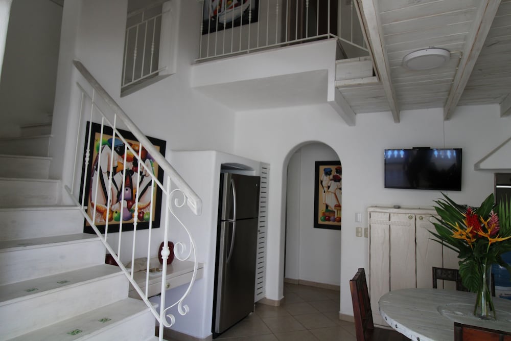 Albachiara Hotel 10/75