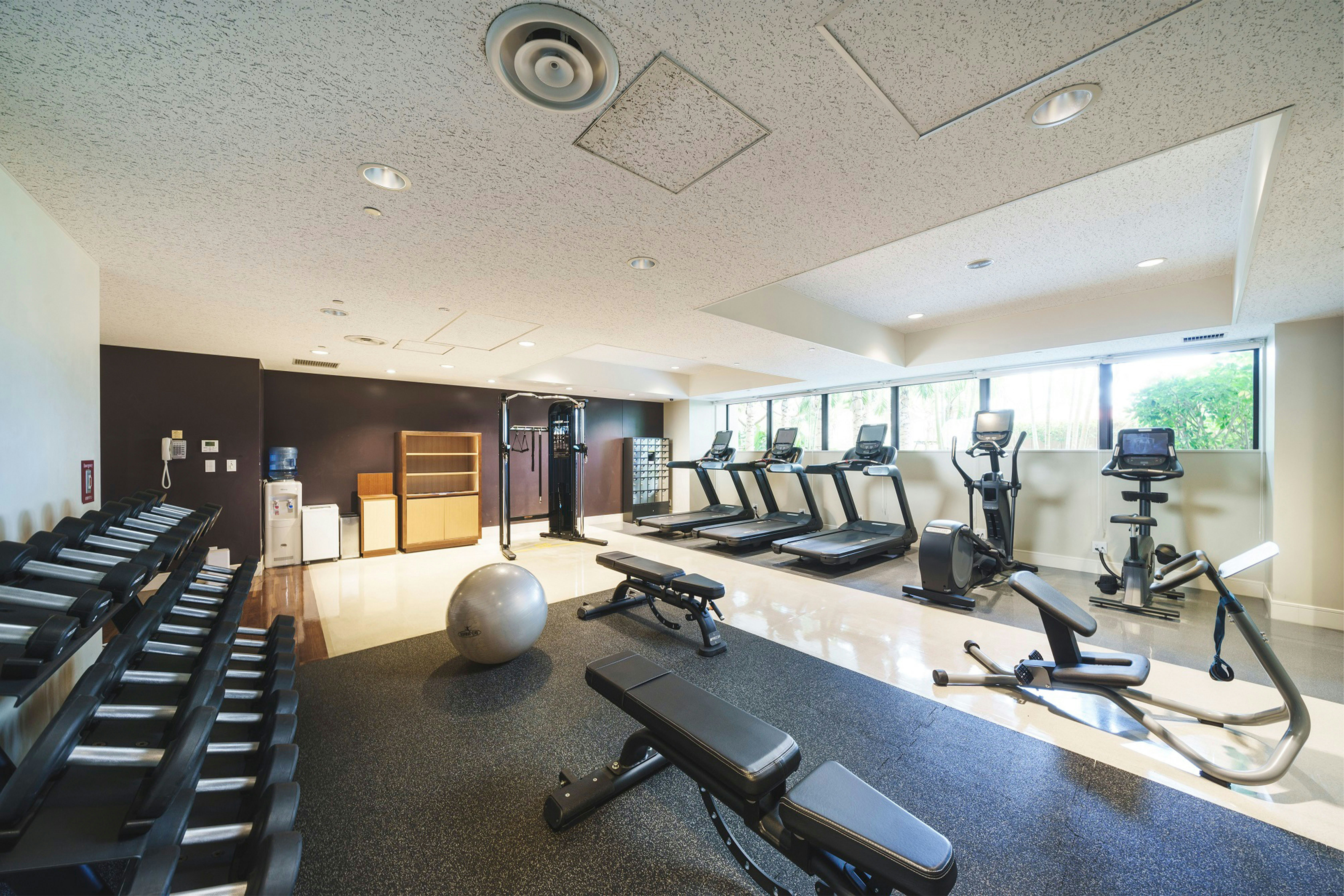 Hilton Okinawa Chatan Resort 40/77