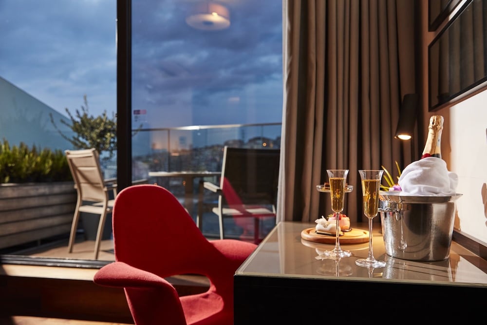 Movenpick Hotel Istanbul Golden Horn 77/89