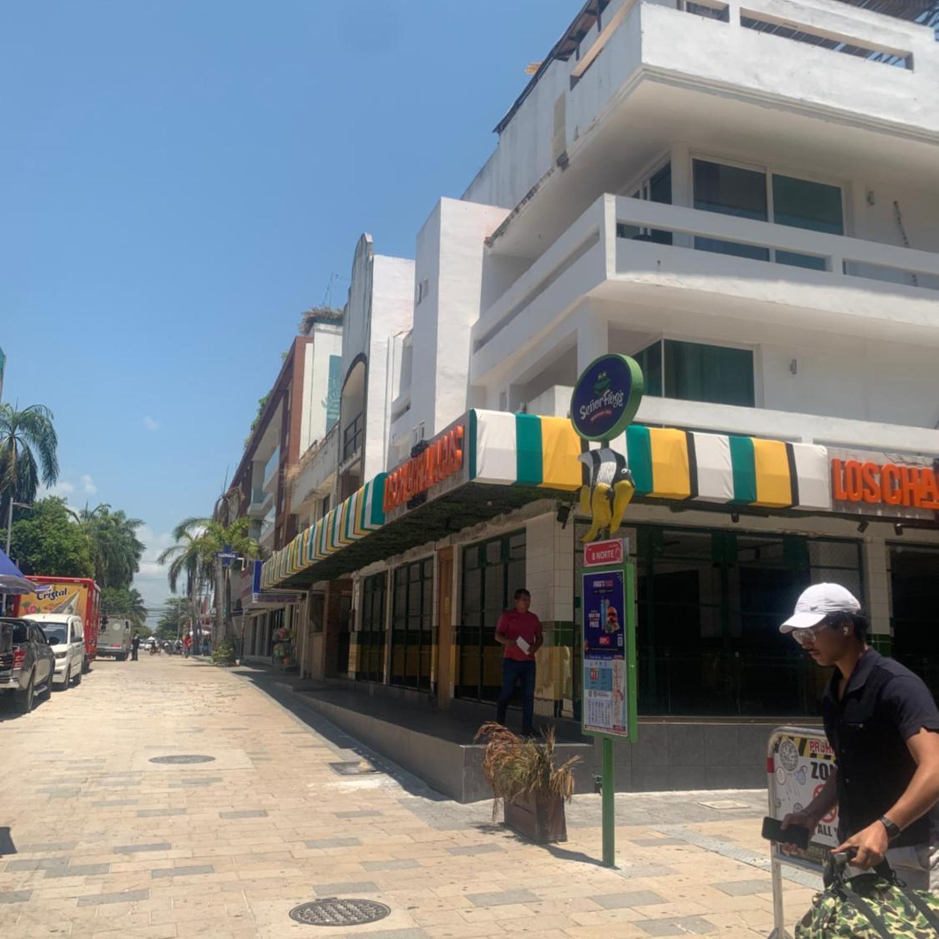 Hotel BLVD, Playa del Carmen 34/39