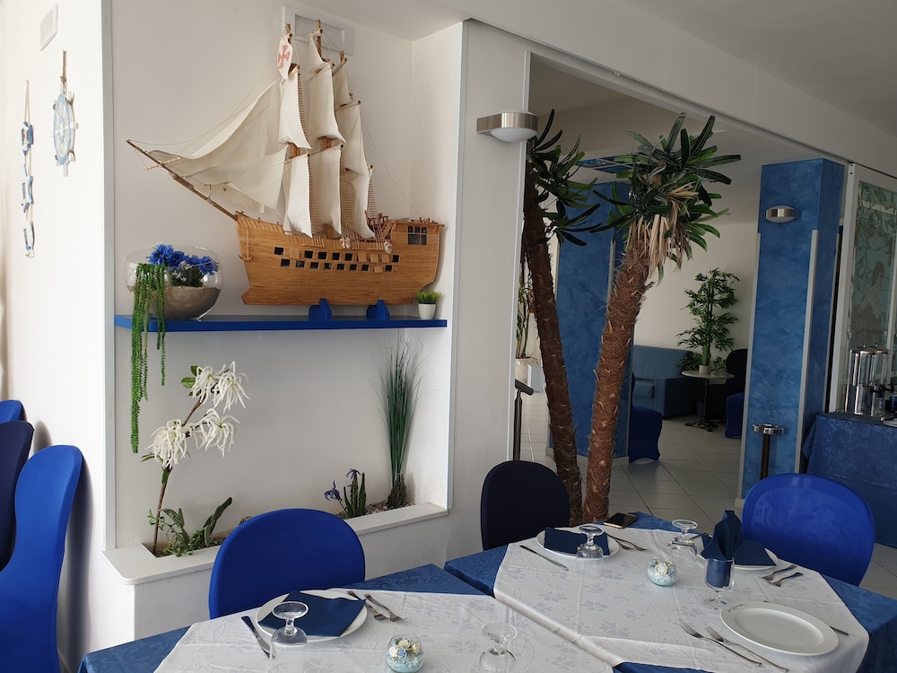 Hotel Caraibisiaco Sul Mare 36/50