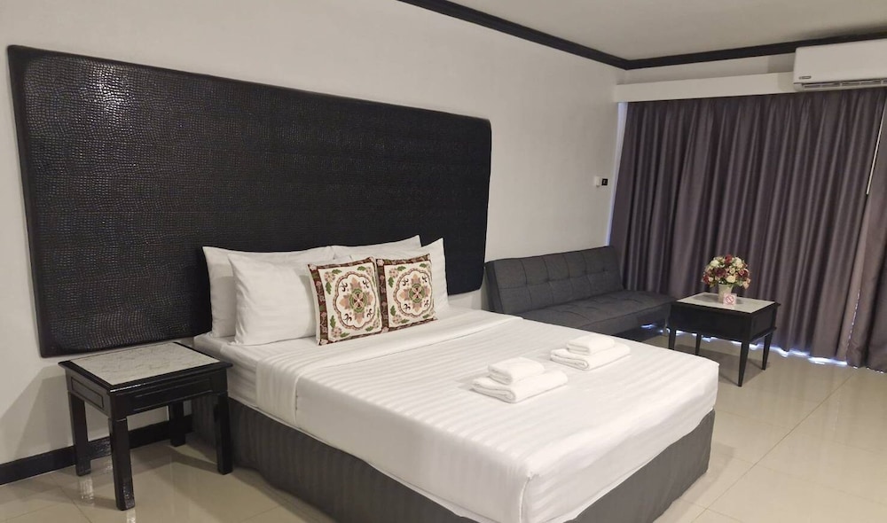 Town In Town Garden Resort 26/65