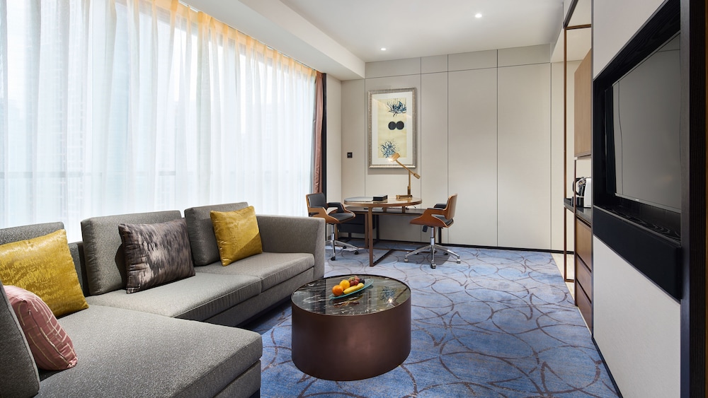 Intercontinental Hotels Hefei 48/80