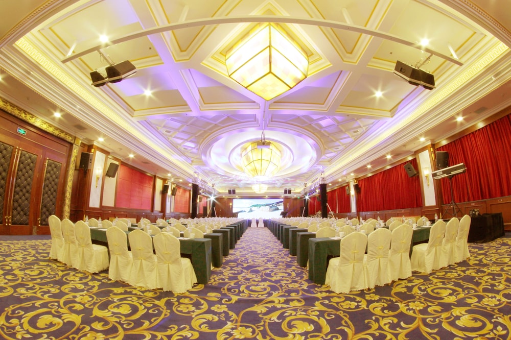 Qingdao Enrichee Gloria Plaza Hotel 22/29