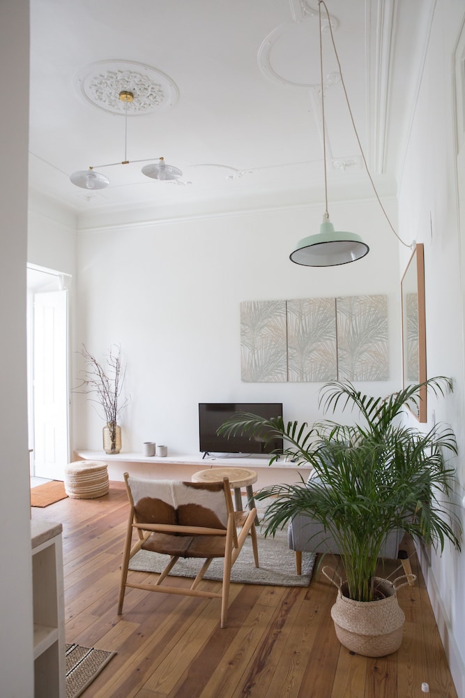 Dona Graca Lisbon Apartments 25/50
