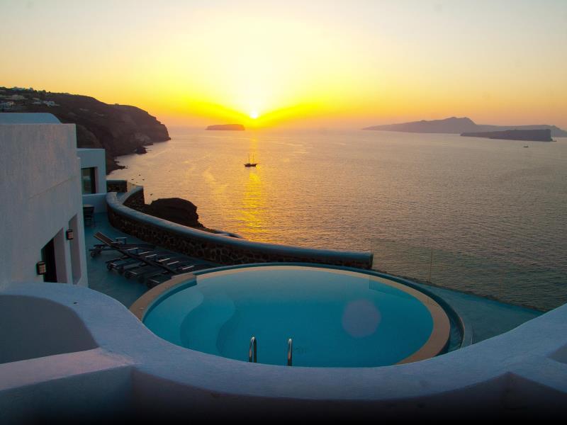 Suite, Sea View