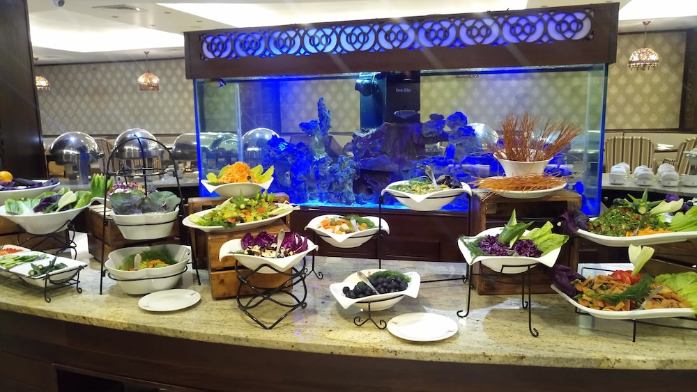Al Thuraya Hotel 32/35
