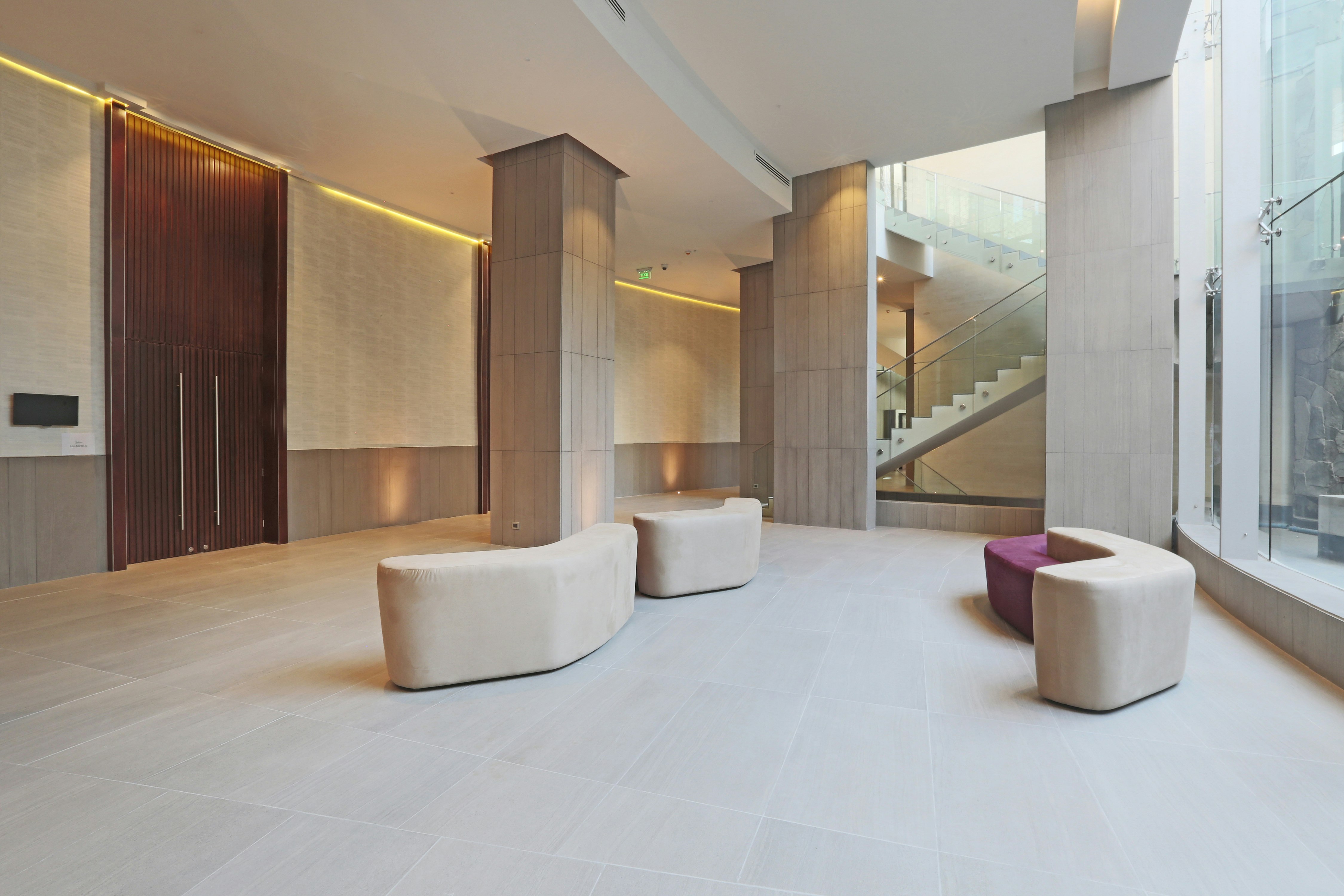 DoubleTree by Hilton Santiago Kennedy 54/73