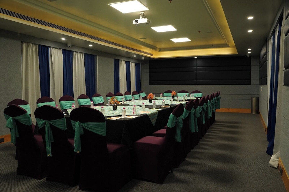 Bravia Hotel 28/30
