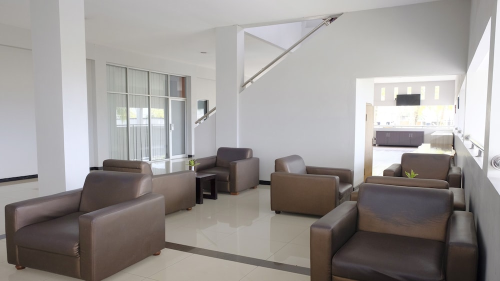 Kuraya Hotel Residence 24/50