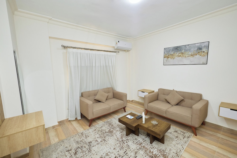 Settle Inn Janoub Apartments 60/76