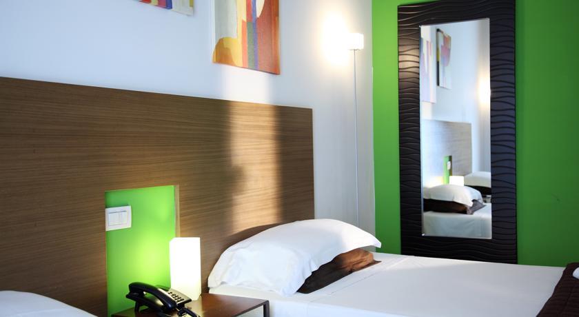 Trieste Hotel 10/16