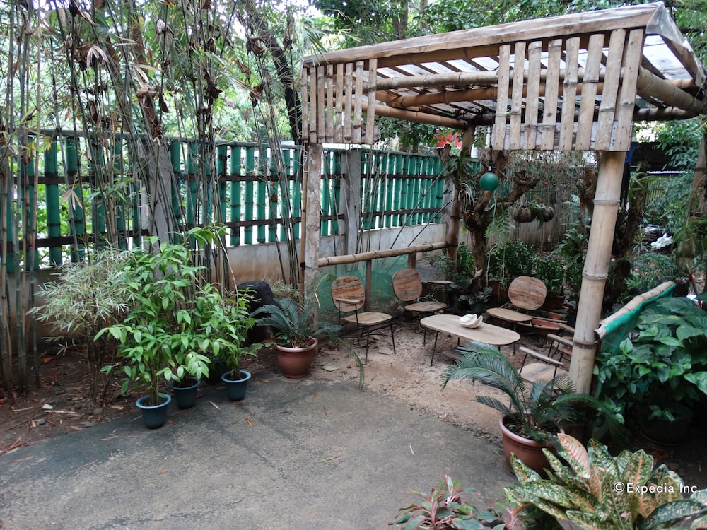 Greenspace Palawan Hotel 42/44