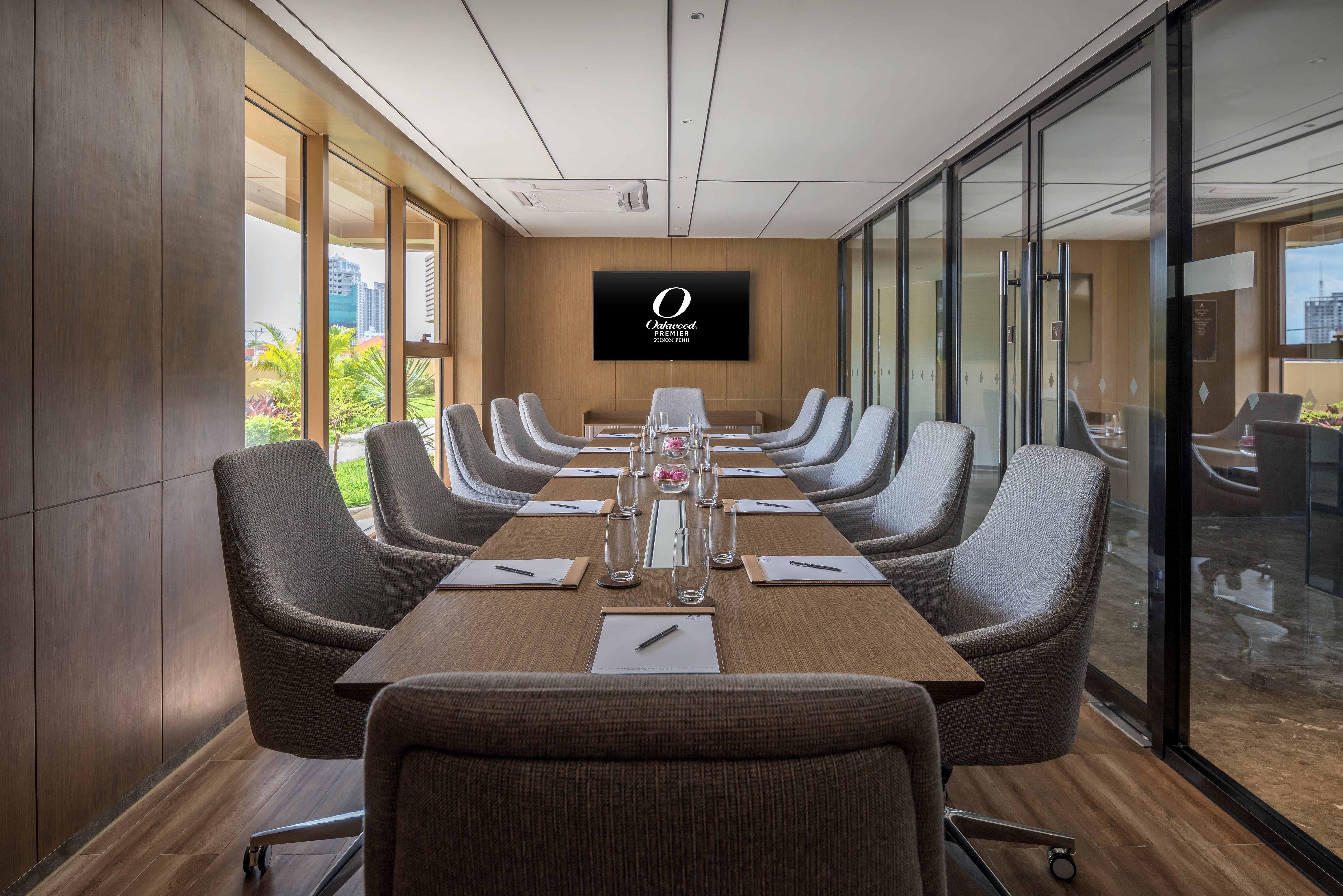 Oakwood Premier Phnom Penh 16/21