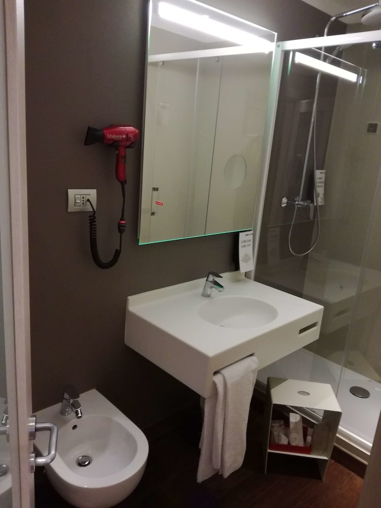 Best Western Plus City Hotel 30/48