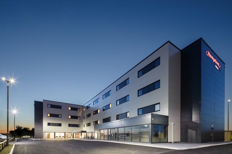 Hampton By Hilton Humberside Airport 4/38