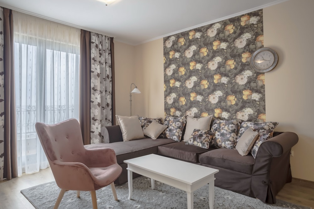Gardenia Palace 19/45