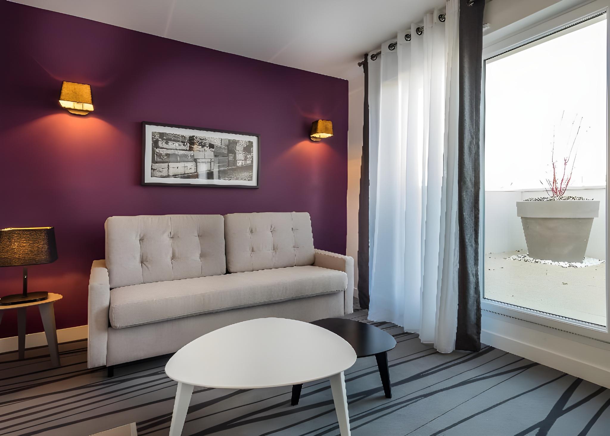 1 BEDROOM, APARTMENT