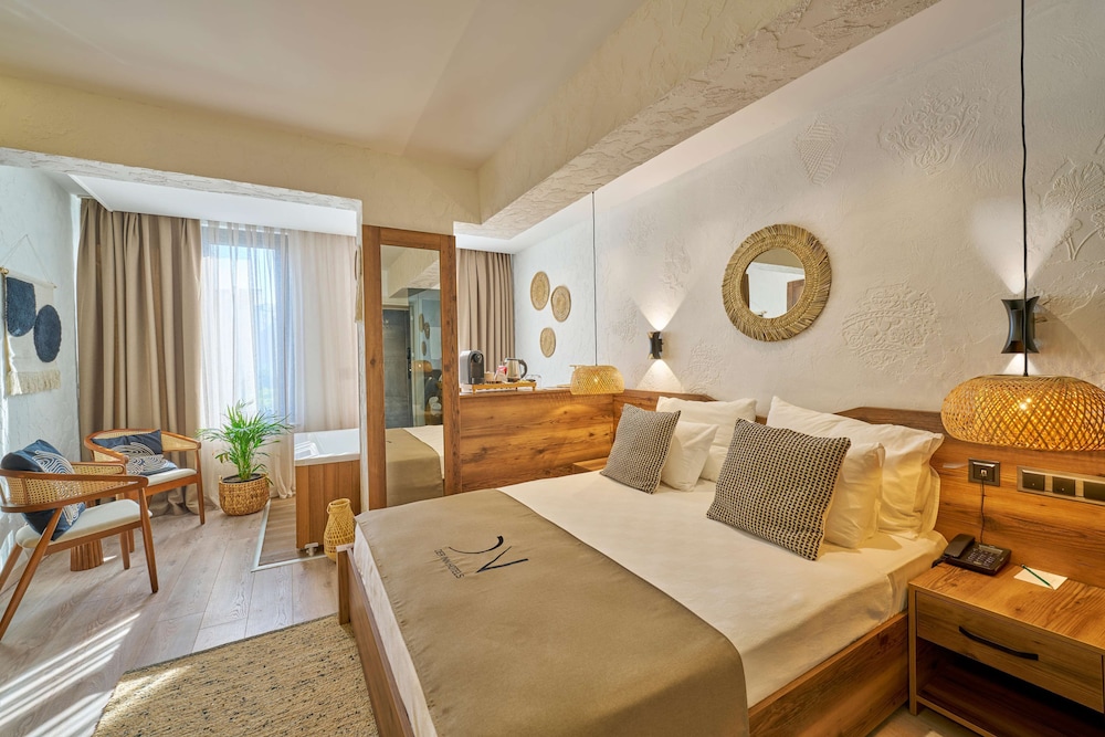 Der Inn Hotel Lara 25/58