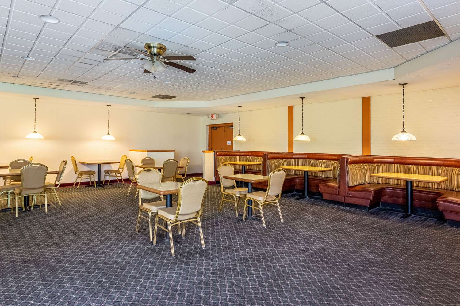 Suburban Studios Fredonia, NY 11/21