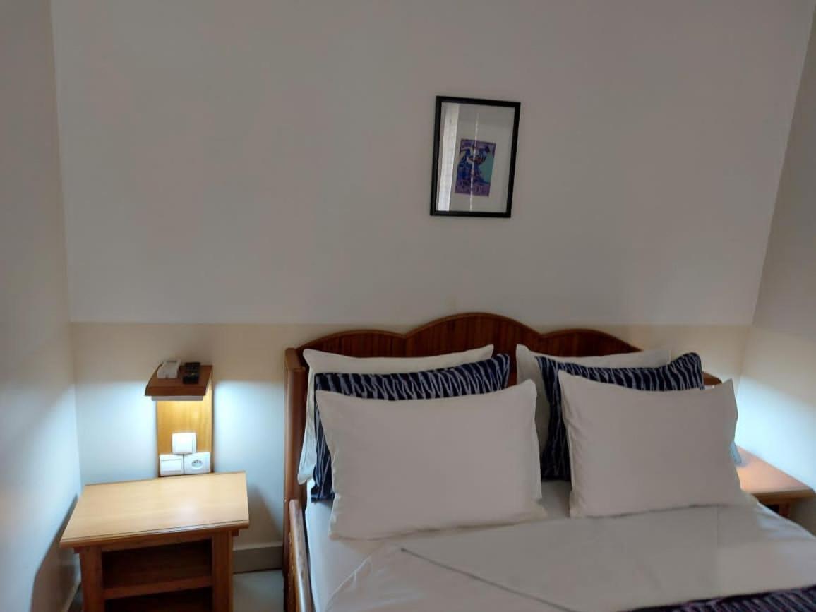 Congress Hotel 33/43